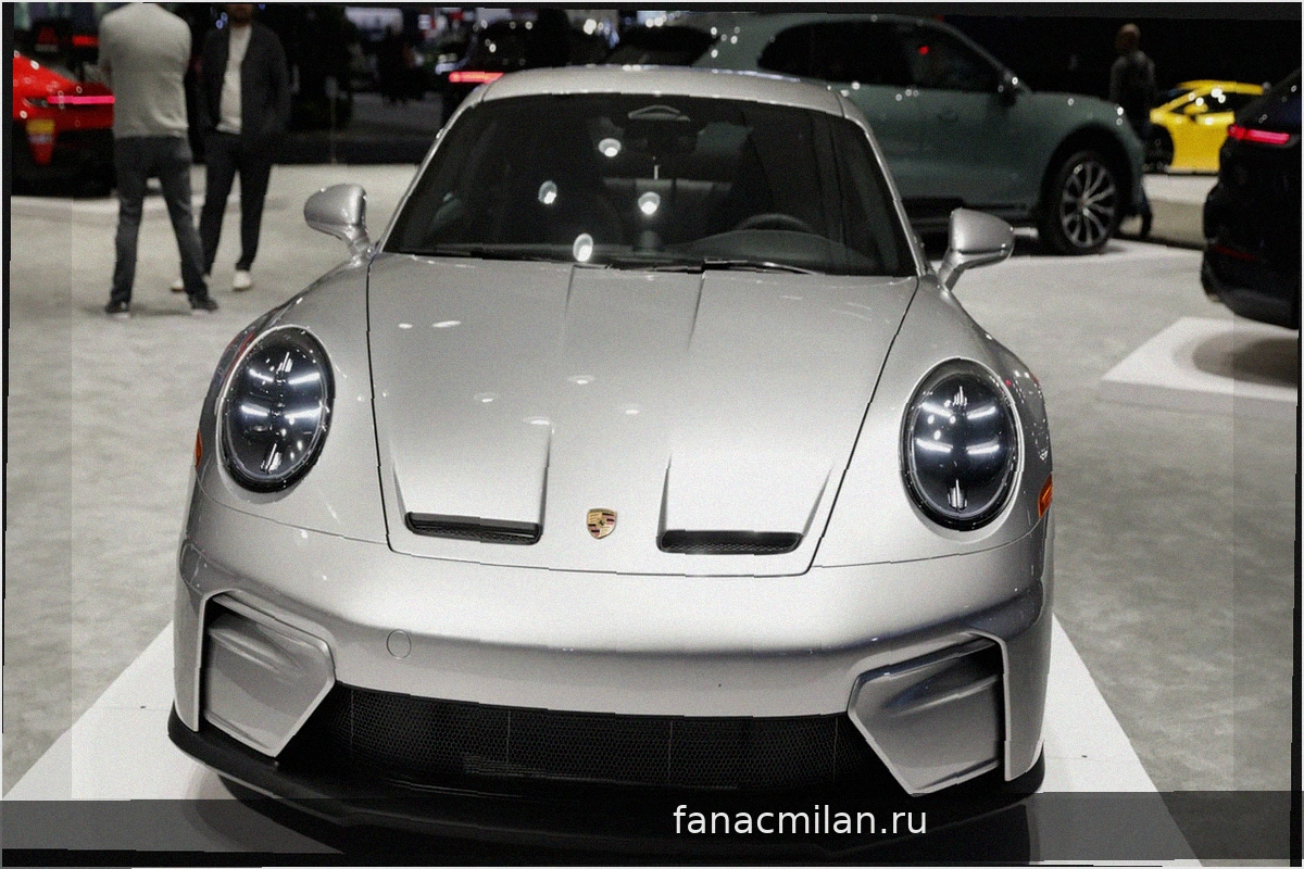 Porsche заключил сделку на 1.5 миллиарда долларов по внедрению ИИ с крупнейшей индийской IT-компанией Tata Consultancy Services