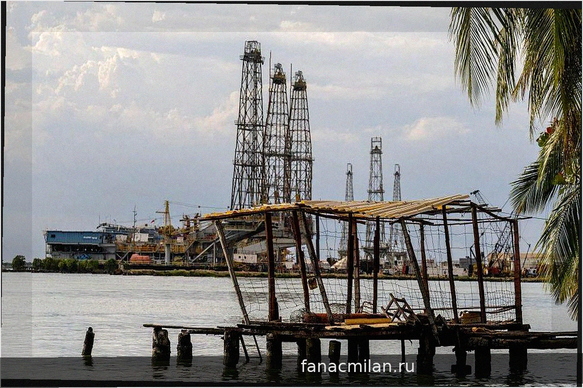 США и Венесуэла заключили "историческую" сделку по нефти
